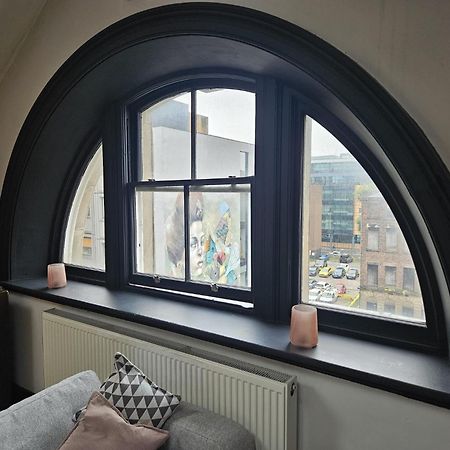 2 Bedroom City Centre Penthouse Loft Apartment リヴァプール エクステリア 写真