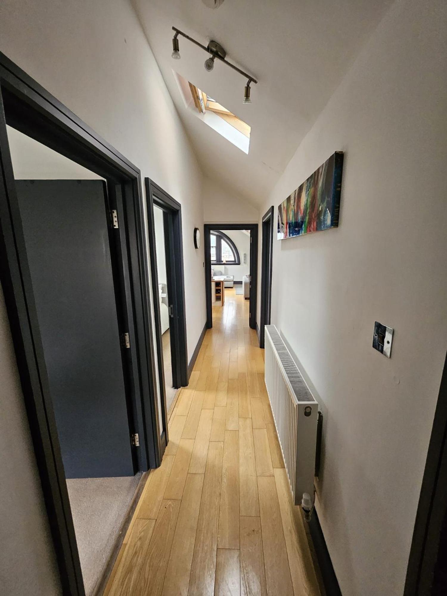 2 Bedroom City Centre Penthouse Loft Apartment リヴァプール エクステリア 写真